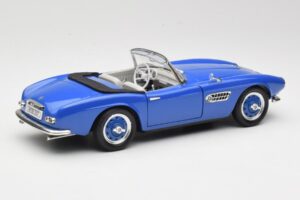BMW 507 Touring Sport Cabriolet Bleu Revell 1:18 8810-M1 Métal Moulé — image 3 sur 8
