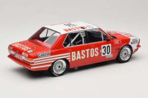BMW 528i E28 #30 D. Quester / A. Hahne / E. Joosen 24 Hours of Spa Winner 1982 IXO 1:18 18RMC182A Métal Moulé — image 2 sur 6