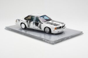 BMW 635 CSi E24 Art Car Robert Rauschenberg AUTOart 1:18 80430150924 Métal Moulé — image 4 sur 8