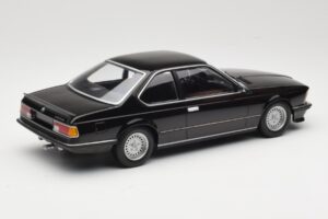 BMW 635 CSi E24 Black Metallic Minichamps 1:18 155028104 Métal Moulé — image 2 sur 6