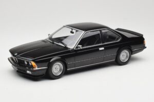 BMW 635 CSi E24 Black Metallic Minichamps 1:18 155028104 Métal Moulé