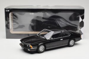 BMW 635 CSi E24 Black Metallic Minichamps 1:18 155028104 Métal Moulé — image 6 sur 6