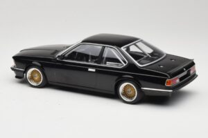 BMW 635 CSi E24 ETCC Noir Minichamps 1:18 155832501 Métal Moulé — image 5 sur 6
