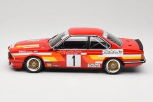 BMW 635 CSi E24 #1 U. Felder / D. Hamelmann Auto Budde Winners 24 Hours of Nürburgring 1985 Minichamps 1:18 155852501 Métal M — image 3 sur 6