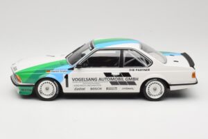 BMW 635 CSi E24 Vogelsang Automobile H. Grohs Winner Bergischer Löwe Zolder 1984 Minichamps 1:18 155842511 Métal Moulé — image 3 sur 6