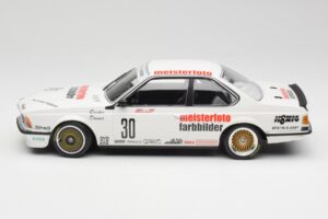 BMW 635CSi E24 Team Schnitzer Eterna #30 S. Bellof / S. Danner ETCC 1984 Minichamps 1:18 155832530 Métal Moulé — image 3 sur 6