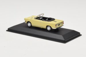 BMW 700 Cabriolet Jaune Minichamps 1:43 BMW002 Métal Moulé — image 3 sur 4