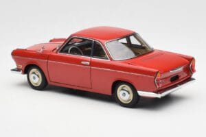 BMW 700 Sport Coupe Spanish Rouge AUTOart 1:18 70652 Métal Moulé — image 7 sur 8