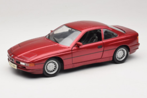 BMW 850i E31 Rouge Tchibo 1:18 36157 Métal Moulé