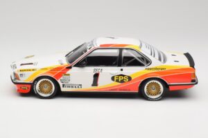 BMW 635CSi E24 BMW Italia #1 U. Grano / H. Kelleners Spa 1983 Minichamps 1:18 155832601 Métal Moulé — image 3 sur 6