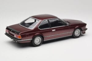 BMW 635 CSi E24 Karmesinrot Metallic Minichamps 1:18 155028105 Métal Moulé — image 2 sur 6