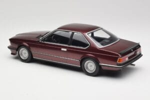 BMW 635 CSi E24 Karmesinrot Metallic Minichamps 1:18 155028105 Métal Moulé — image 5 sur 6