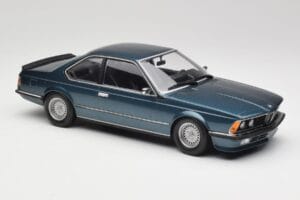 BMW 635 CSi E24 Petrol Blue Metallic Minichamps 1:18 155028108 Métal Moulé — image 4 sur 6