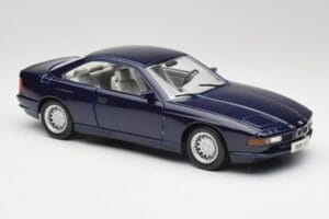 BMW E31 850i Mauritius Bleu Maisto 1:18 438813100299 Métal Moulé — image 6 sur 8