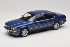 BMW Alpina B11 E32 3.5 Metallic Blue MCG 1:18 MCG18232 Métal Moulé