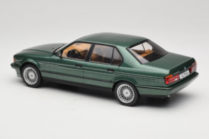 BMW Alpina B11 E32 3.5 Metallic Green MCG 1:18 MCG18233 Métal Moulé — image 5 sur 6