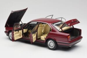 BMW 535i E34 Rouge Minichamps 1:18 100024002 Métal Moulé — image 5 sur 8