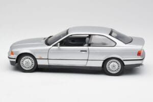 BMW 3 Series E36 Coupe Argent UT Models 1:18 180023321 Métal Moulé — image 4 sur 8