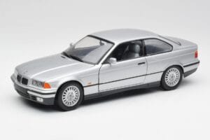 BMW 3 Series E36 Coupe Argent UT Models 1:18 180023321 Métal Moulé