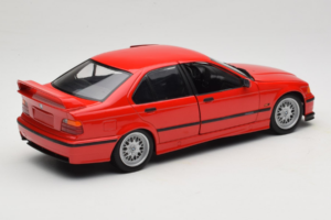 BMW 318is E36 Hellrot UT Models 1:18 180024302-R1 Métal Moulé — image 3 sur 8