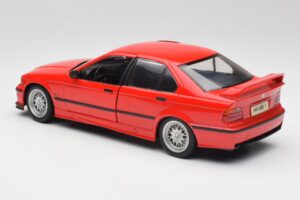 BMW 318is E36 Rouge UT Models 1:18 180024302 Métal Moulé — image 7 sur 8