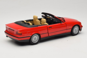 BMW 3 Series E36 Cabriolet Rouge UT Models 1:18 BMW005 Métal Moulé — image 3 sur 8