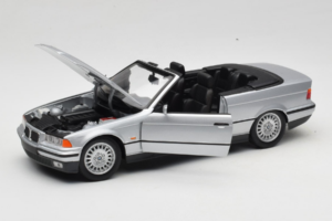 BMW 3 Series E36 Cabriolet Argent UT Models 1:18 BMW008 Métal Moulé — image 2 sur 8