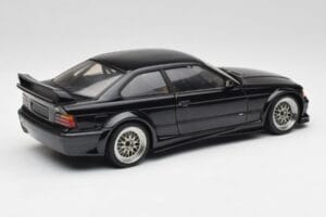 BMW E36 M3 GTR Street Cosmos Noir UT Models 1:18 20481 Métal Moulé — image 3 sur 8