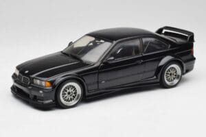 BMW E36 M3 GTR Street Cosmos Noir UT Models 1:18 20481 Métal Moulé