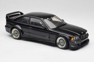 BMW E36 M3 GTR Street Cosmos Noir UT Models 1:18 20481 Métal Moulé — image 7 sur 8