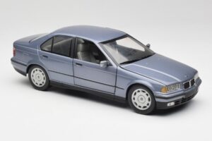 BMW 3-Series E36 Avus Bleu UT Models 1:18 180023300 Métal Moulé — image 6 sur 8