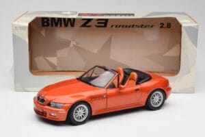 BMW Z3 E36 2.8 Phoenix Orange UT Models 1:18 20442 Métal Moulé — image 8 sur 8