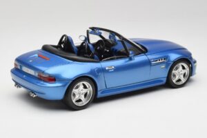 BMW Z3 E36 M Roadster Estoril Blue Bburago 1:18 3349-M1 Métal Moulé — image 3 sur 8