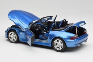 BMW Z3 E36 M Roadster Estoril Blue Bburago 1:18 3349-M1 Métal Moulé — image 5 sur 8