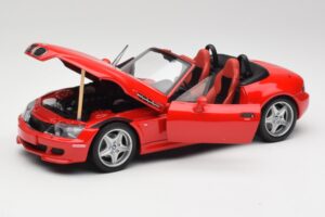 BMW Z3 E36 M Roadster Imola Rouge UT Models 1:18 20411 Métal Moulé — image 2 sur 8