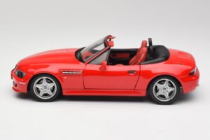 BMW Z3 E36 M Roadster Imola Rouge UT Models 1:18 20411 Métal Moulé — image 4 sur 8