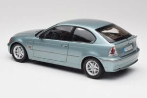 BMW 325Ti E46 Compact Bleu Clair Métallisé Kyosho 1:18 80430024439 Métal Moulé — image 7 sur 8