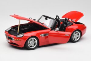 BMW Z8 E52 Roadster Rouge Vif Bburago 1:18 12032 Métal Moulé — image 2 sur 8