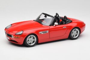 BMW Z8 E52 Roadster Rouge Vif Bburago 1:18 12032 Métal Moulé