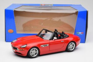 BMW Z8 E52 Roadster Rouge Vif Bburago 1:18 12032 Métal Moulé — image 8 sur 8