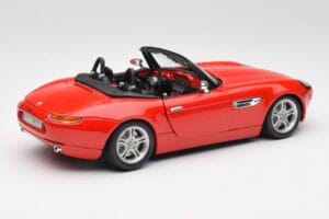 BMW Z8 E52 Rouge Bburago 1:18 Z8001 Métal Moulé — image 3 sur 8