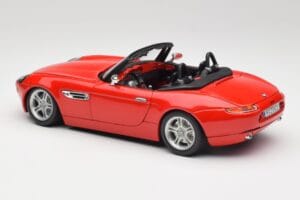 BMW Z8 E52 Rouge Bburago 1:18 Z8001 Métal Moulé — image 7 sur 8