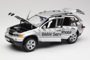 BMW X5 E53 3.0d Service Mobil Kyosho 1:18 80430305646 Métal Moulé — image 2 sur 8