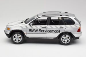 BMW X5 E53 3.0d Service Mobil Kyosho 1:18 80430305646 Métal Moulé — image 4 sur 8