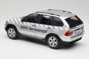 BMW X5 E53 3.0d Service Mobil Kyosho 1:18 80430305646 Métal Moulé — image 7 sur 8