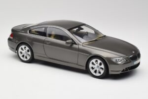 BMW 6 E63 Coupé Bronze Clair Kyosho 1:18 80430153283 Métal Moulé — image 6 sur 8