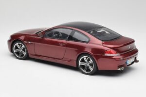 BMW M6 E63 Rouge Kyosho 1:18 80430398134 Métal Moulé — image 7 sur 8