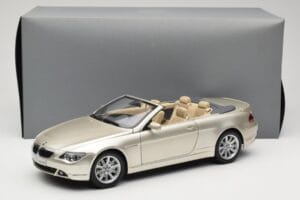 BMW 6 Series E64 Cabriolet Mineral Silver Metallic Kyosho 1:18 80430153437 Métal Moulé — image 9 sur 9