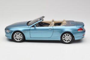 BMW 6 E64 Cabriolet Bleu Clair Kyosho 1:18 80430153440 Métal Moulé — image 4 sur 8