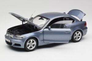 BMW 1 E82 Coupé Bleu Kyosho 1:18 80430427065 Métal Moulé — image 2 sur 8